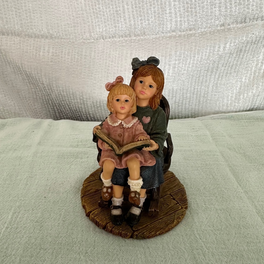 Boyd’s Dollstone, Yesterday’s Child, The Pleasure Series, Sisters Figurine